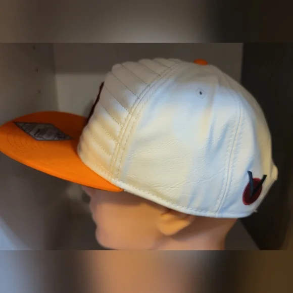 BNWT Star Wars Snapback Hat - Picture 5 of 7